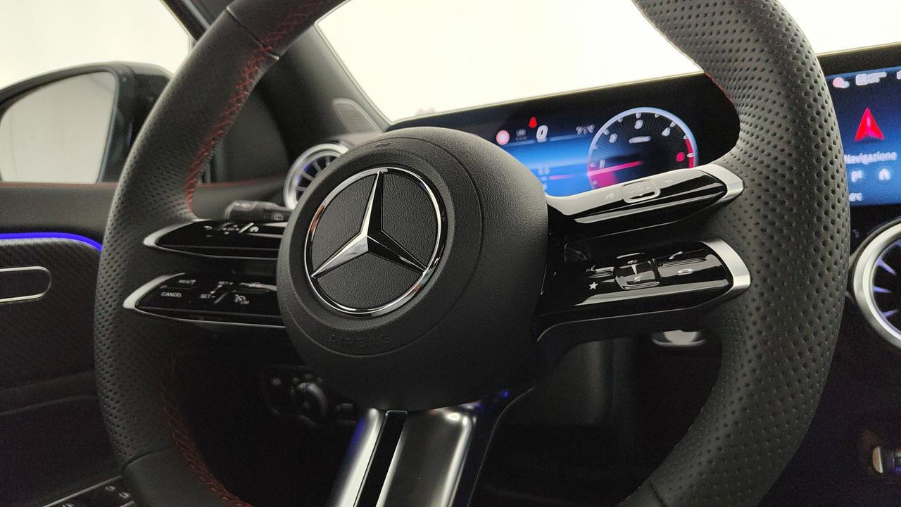 Mercedes-Benz GLA 200 d automatic