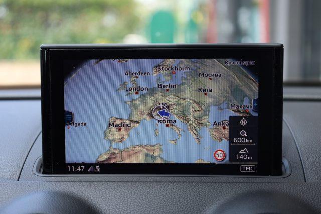 AUDI A3 Sportback 30 TDI S tronic S Line COCKPIT Navi LED