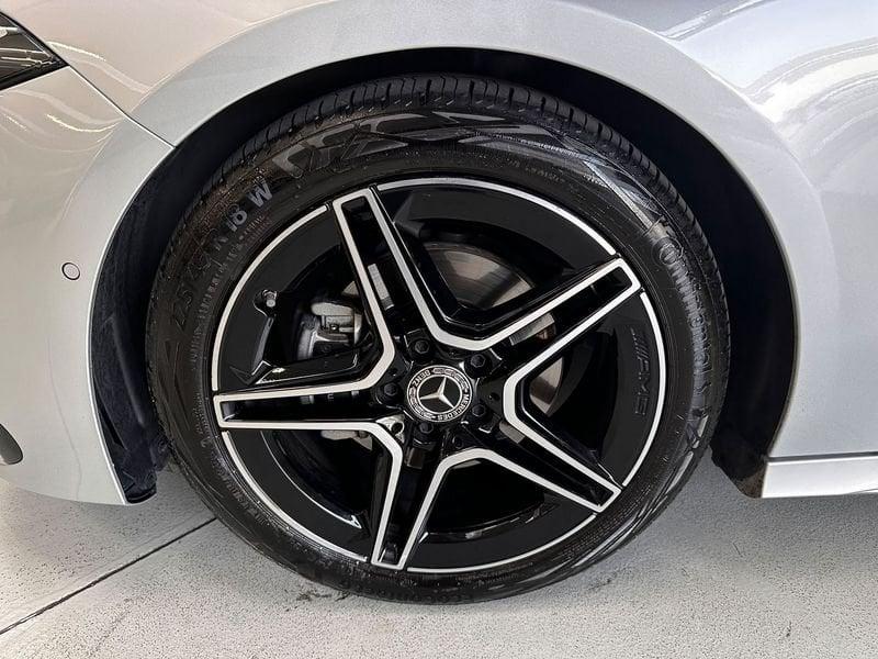 Mercedes-Benz Classe A A 180 AMG Line Premium auto