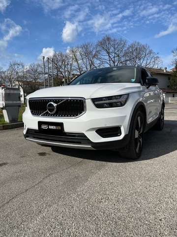 Volvo XC40 2.0 d3 Momentum geartronic AUTOCARRO