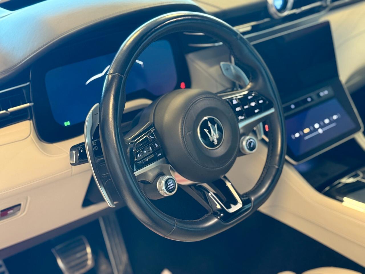 Maserati Grecale MHEV 330 CV AWD Modena