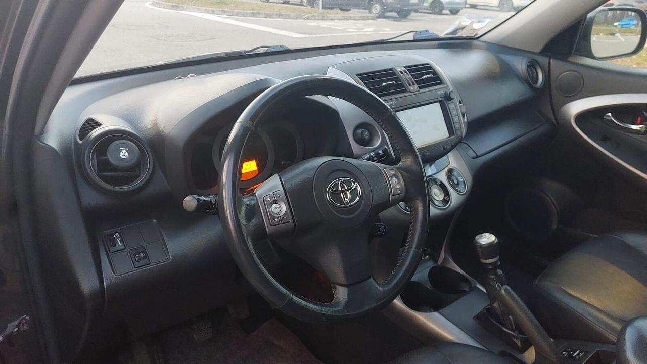 Toyota RAV 4 RAV4 2.2 D-4D 136 CV Luxury