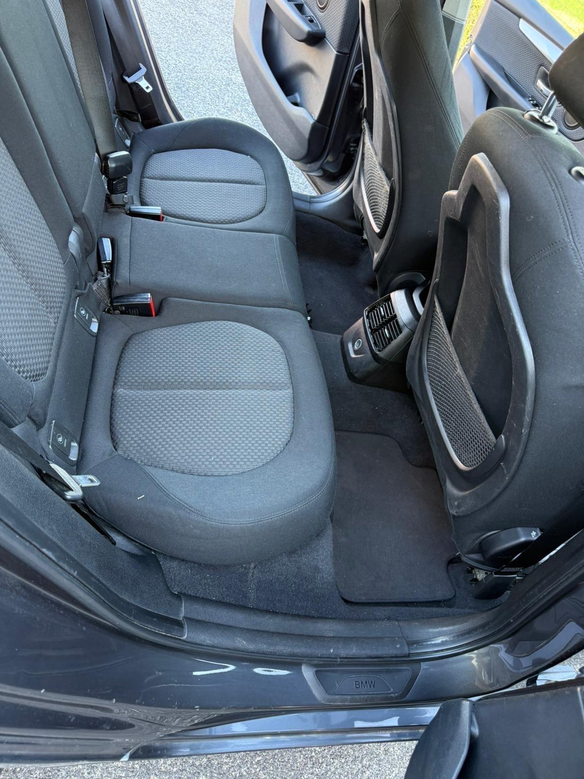 Bmw 118 120d 5p. Advantage