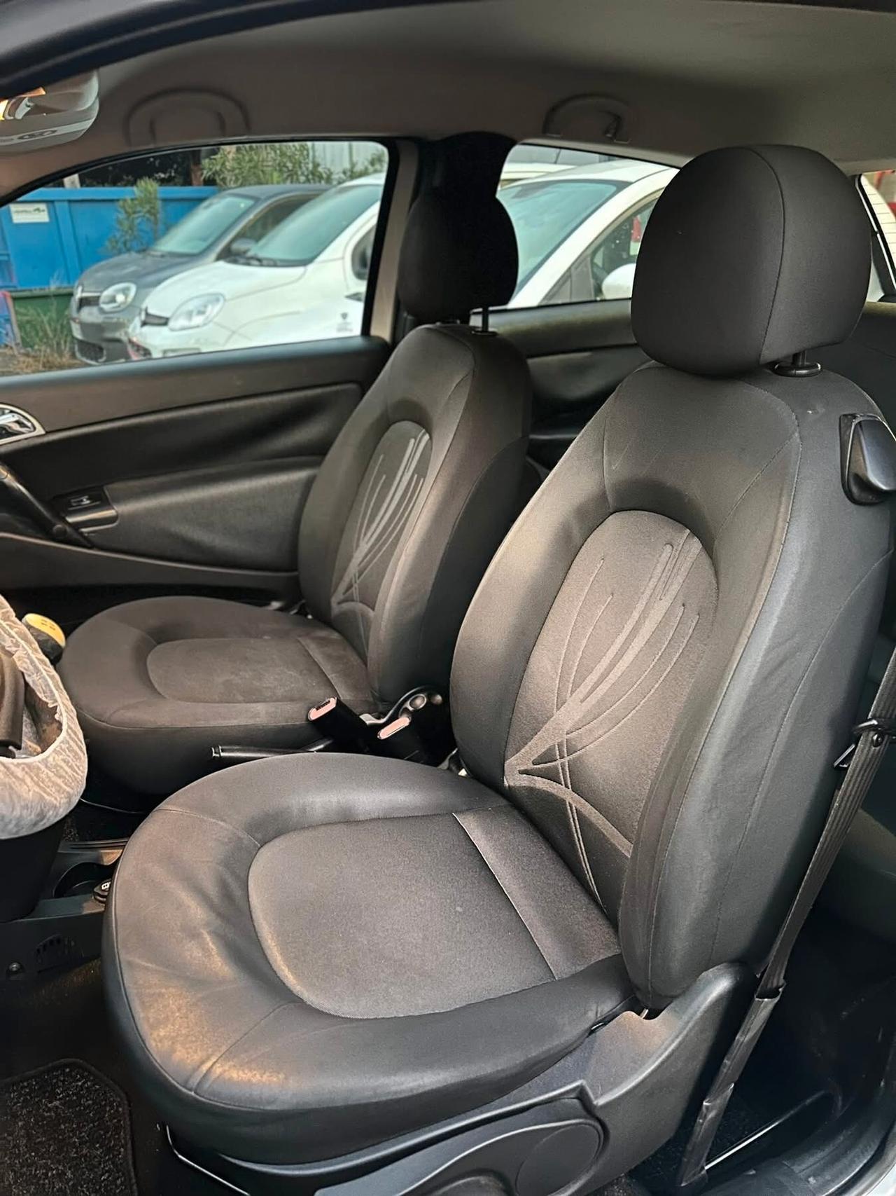 Lancia Ypsilon 1.2 69 CV Platinum GPL NEOPATENTATI