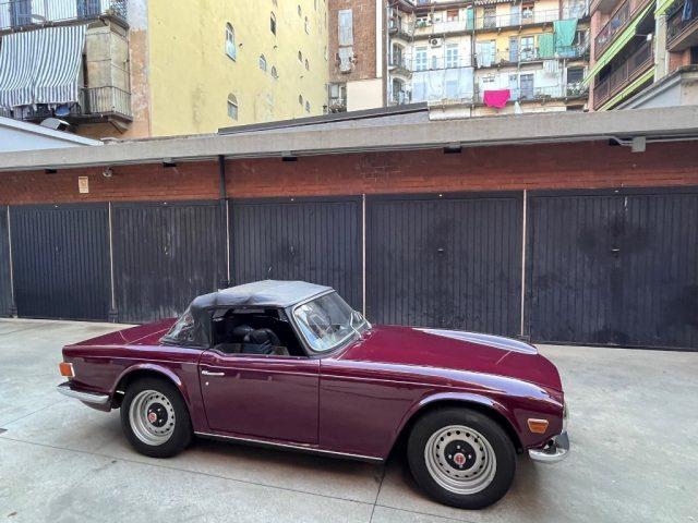 TRIUMPH TR6 P.I.