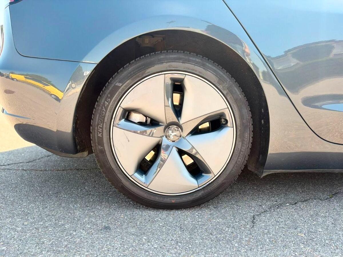 Tesla Model 3 Performance Dual Motor awd