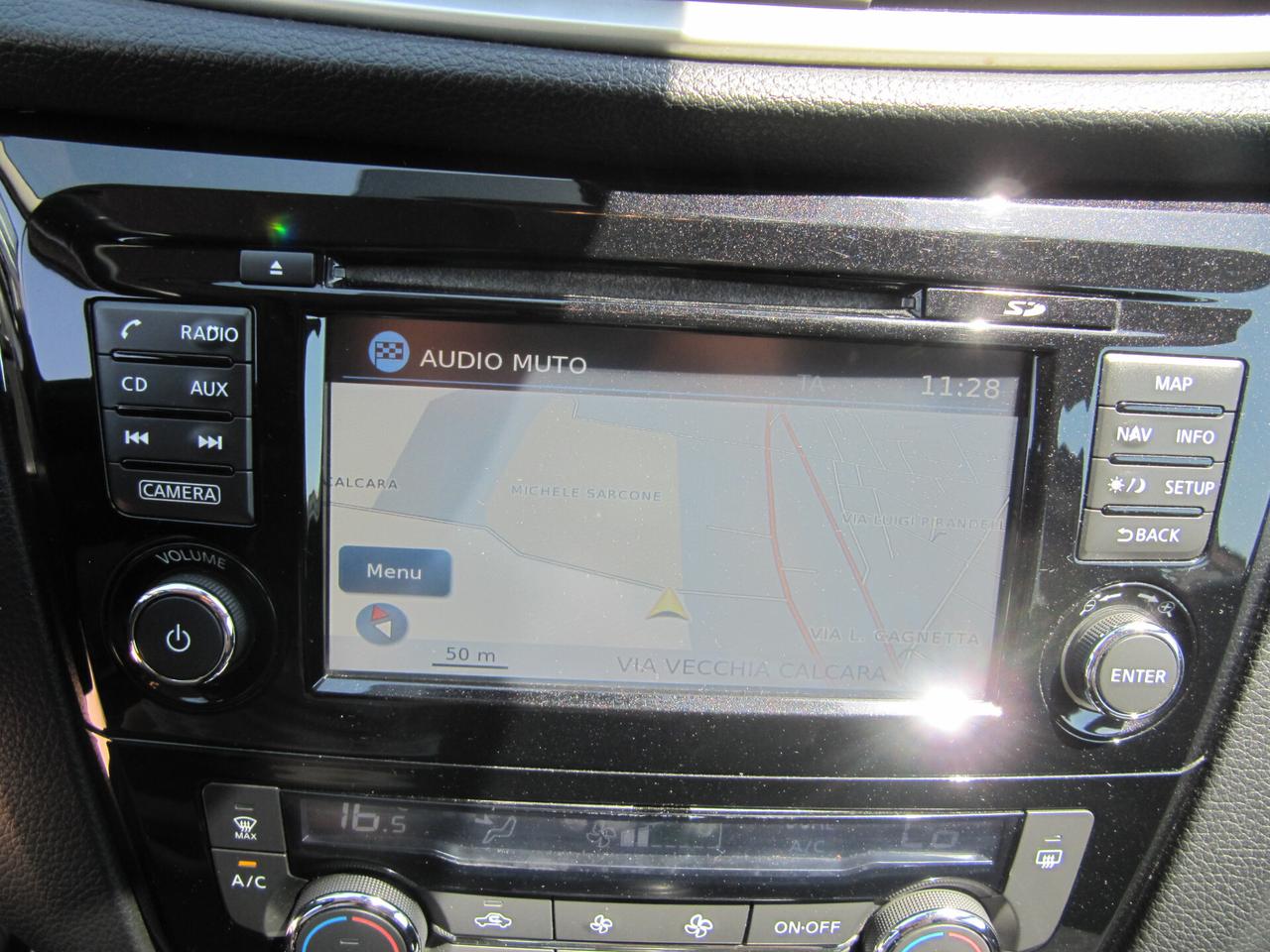 Nissan Qashqai 1.6 dCi 2WD Tekna - AUTOMATICO