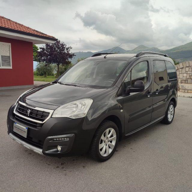PEUGEOT Partner Tepee BlueHDi 100 Outdoor