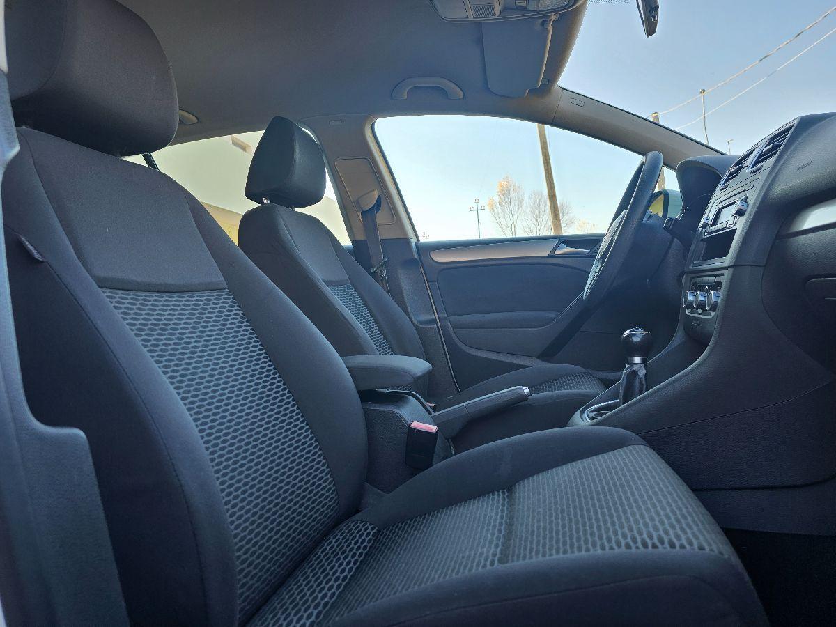 VOLKSWAGEN GOLF 6 1.2 BENZ 5 PORTE GARANZIA 12 MESI