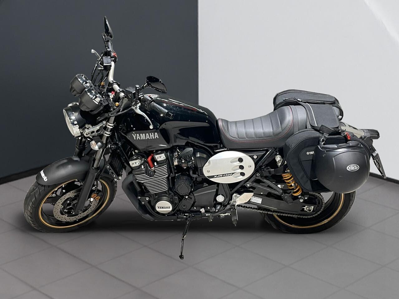 Yamaha XJR 1300