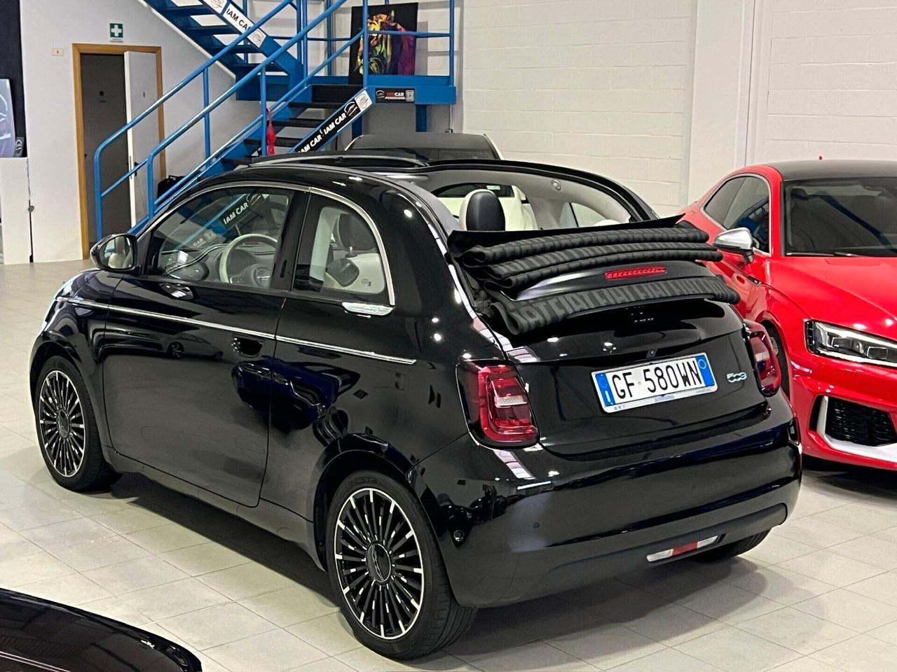 Fiat 500 500e Cabrio 42 kWh La Prima