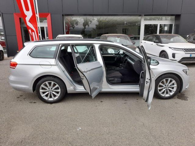 VOLKSWAGEN Passat Variant 1.6 TDI SCR DSG Business BMT