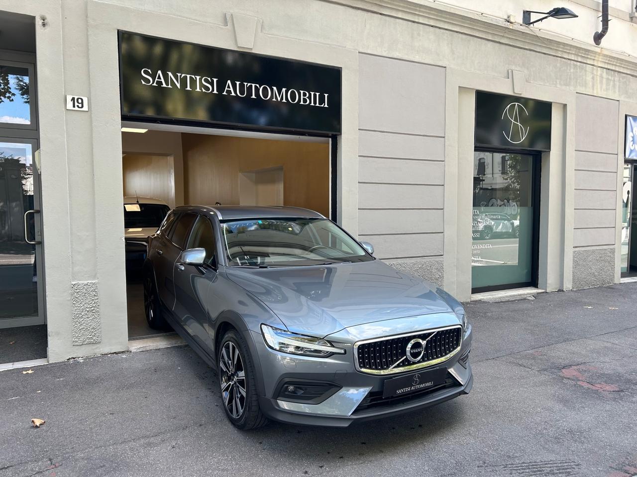 Volvo V60 Cross Country 2.0 d4 Pro Geartronic AWD my20 | PREZZO PIU' IVA!!!