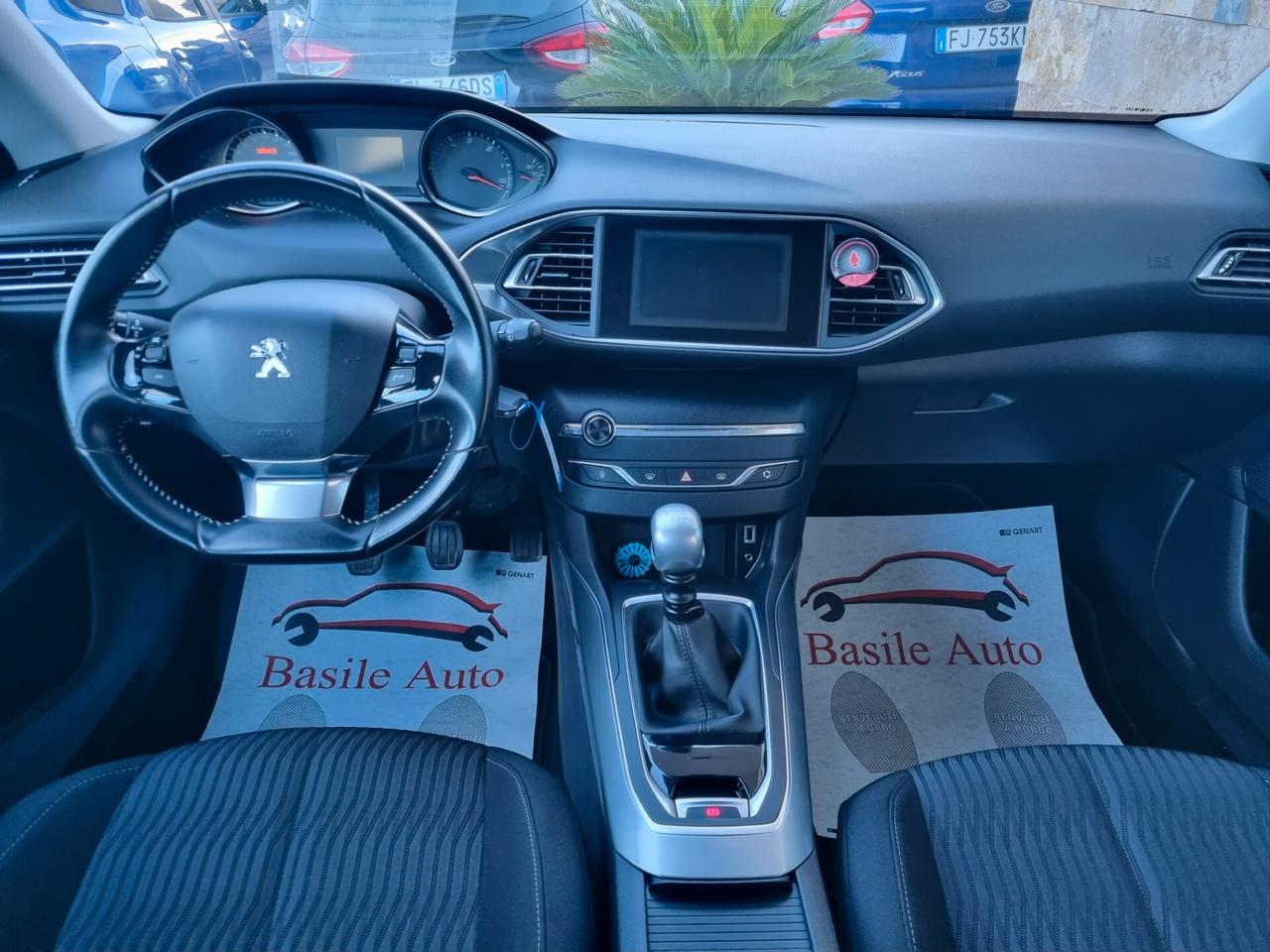 Peugeot 308 BlueHDi 150 S&S Business