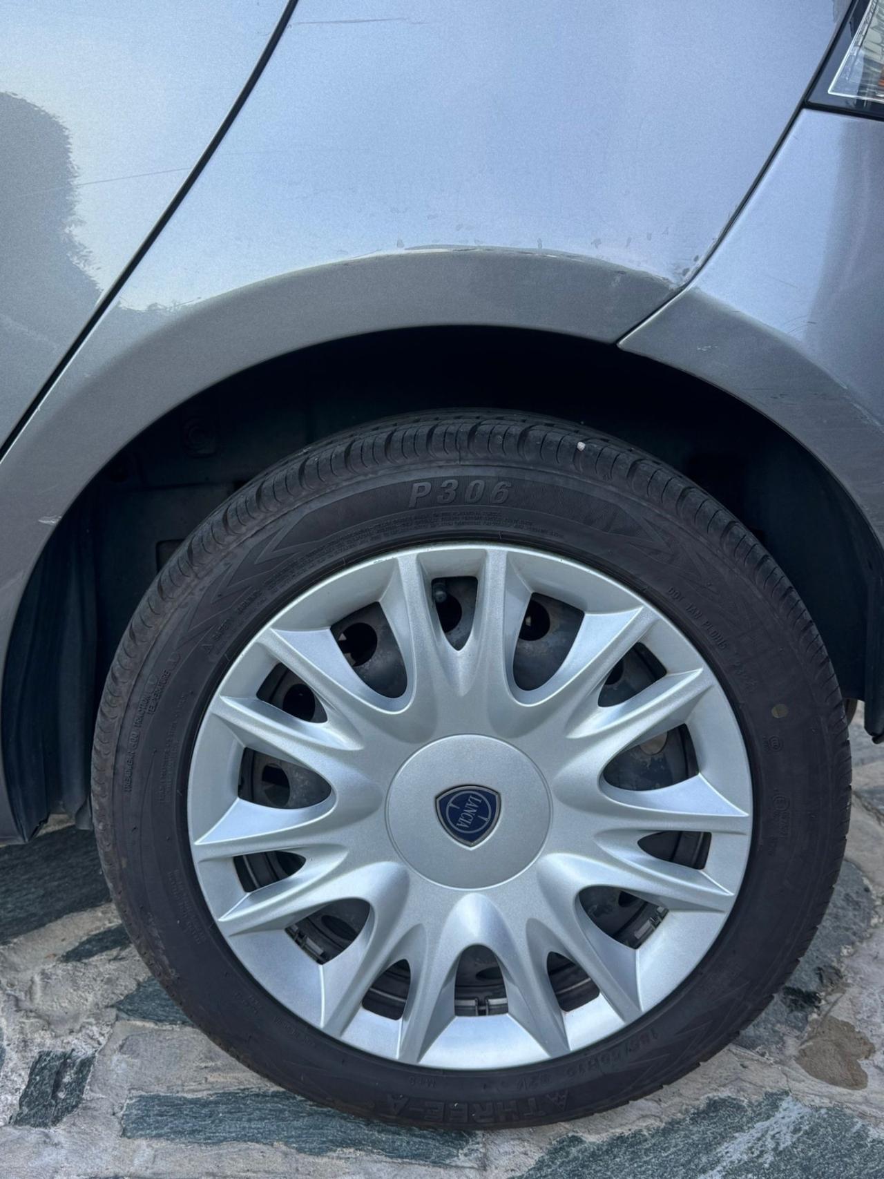 Lancia Ypsilon 1.3 MJT 16V 95 CV 5 porte S&S Gold