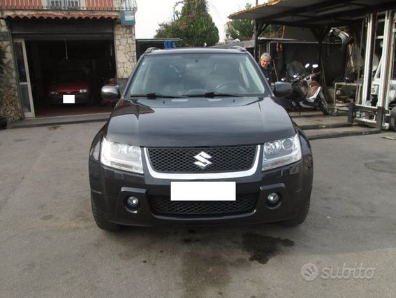 Suzuki Grand Vitara 4x4 Con Gancio Traino 2009