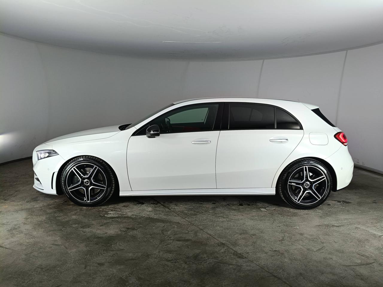 Mercedes-Benz Classe A - W177 2018 - A 180 d Premium auto