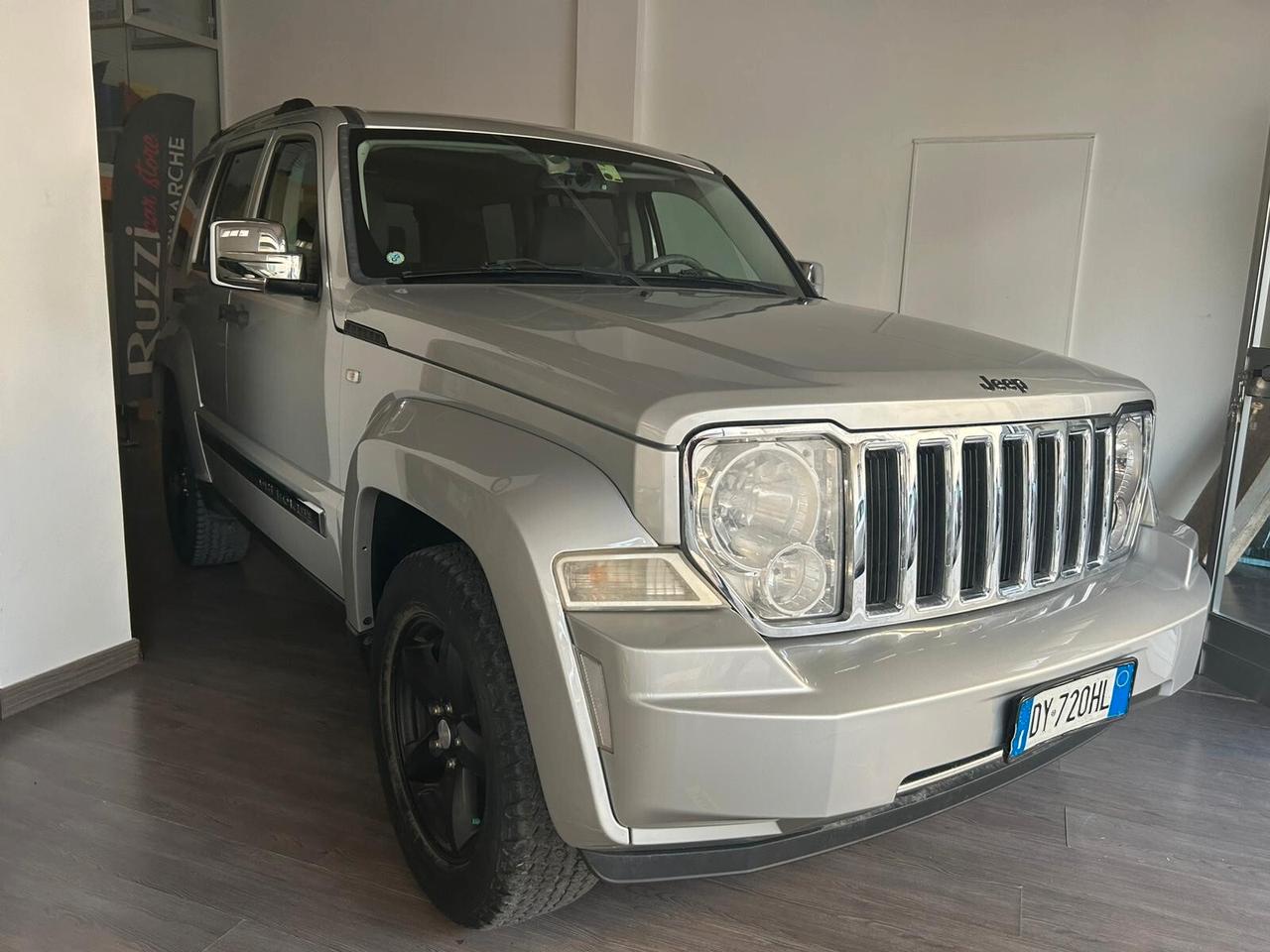 Jeep Cherokee 2.8 CRD DPF Limited Auto