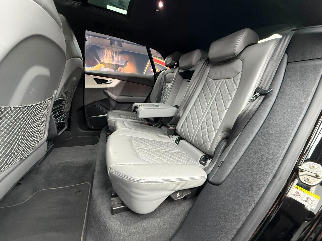 Audi Q8 50 TDI 286 CV quattro tiptronic Sport (734)