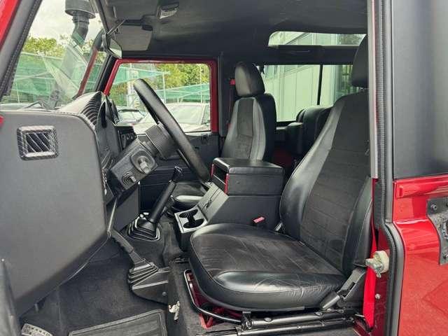 Land Rover Defender 90 2.4 TD4 AUTOVETTURA