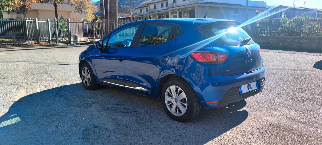 Renault Clio TCe 12V 90 CV GPL 5 porte Moschino Life