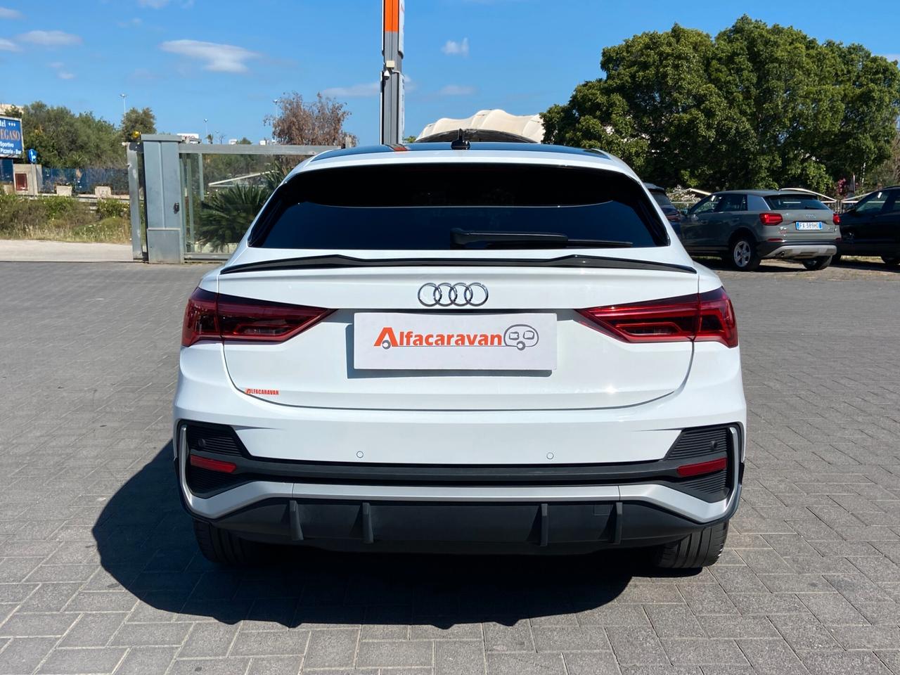 Audi Q3 Sportback 35 2.0 tdi S line edition s-tronic