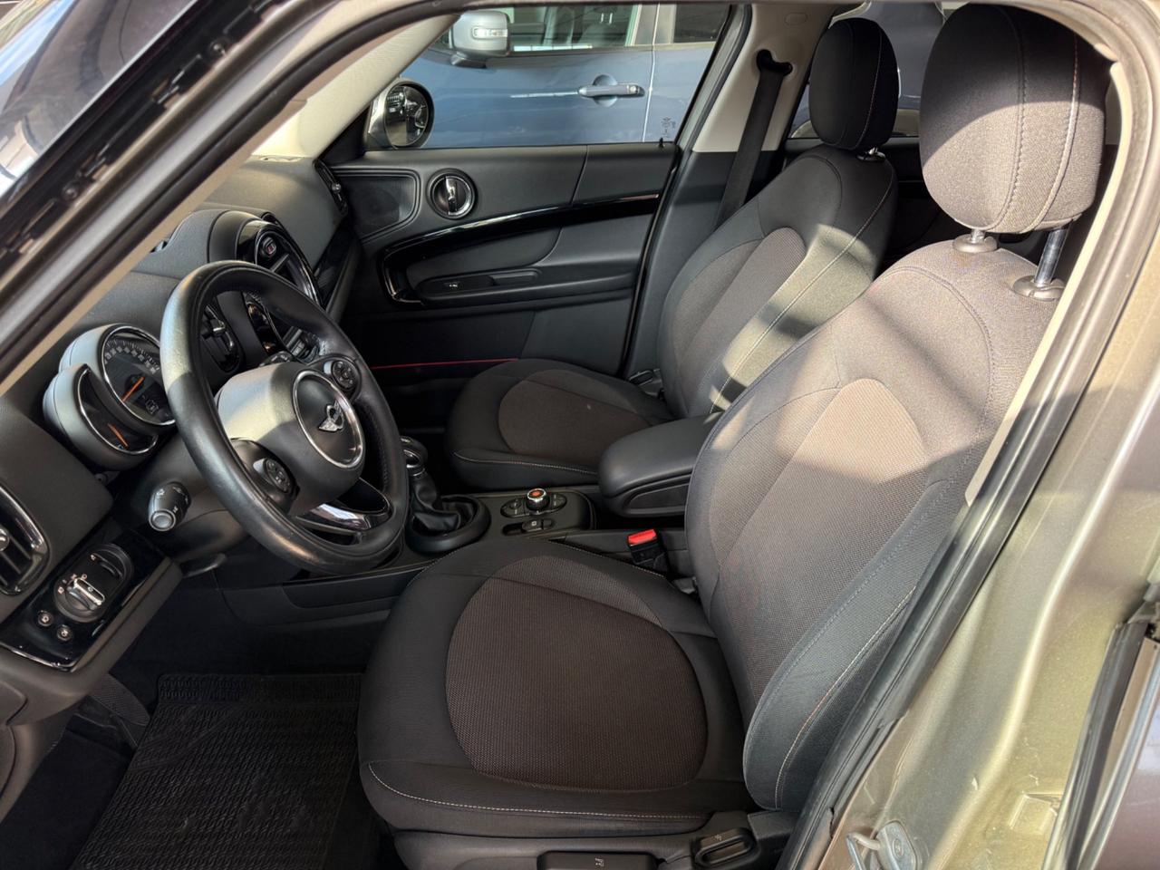 Mini Cooper D Countryman 2.0 Hype ALL4 CAMBIO AUTO