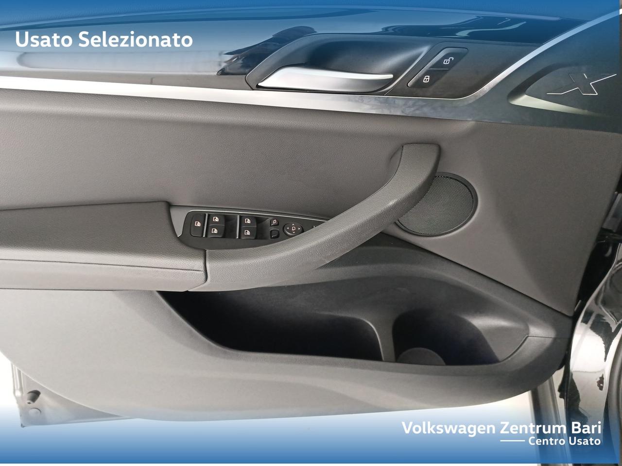 BMW X3 sdrive18d mhev 48v auto