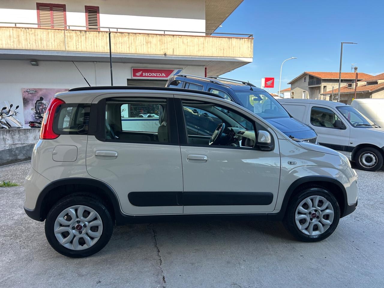 FIAT PANDA TREKKING (Metano Di Serie) 85 CV