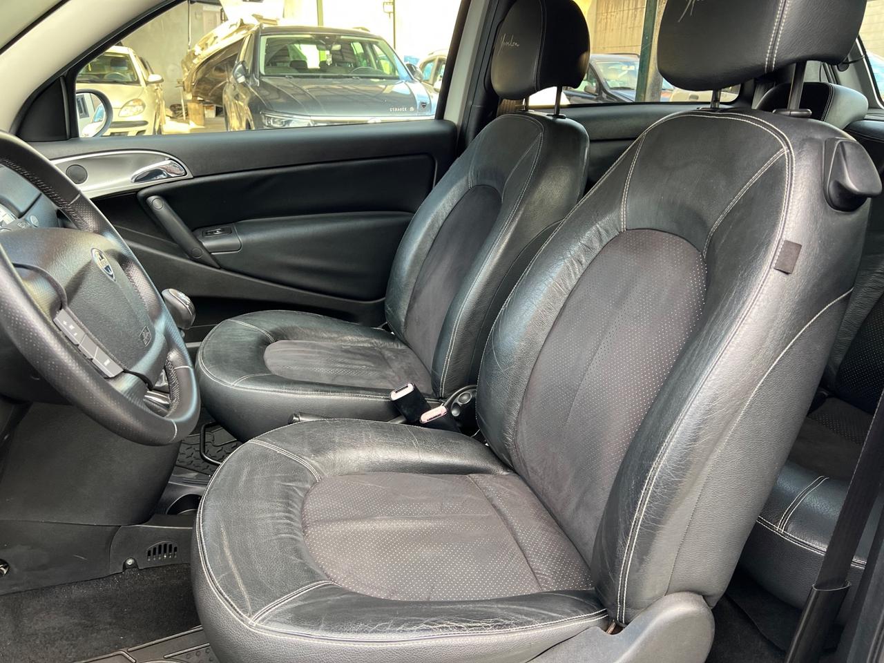 Lancia Ypsilon 1.2 Versus