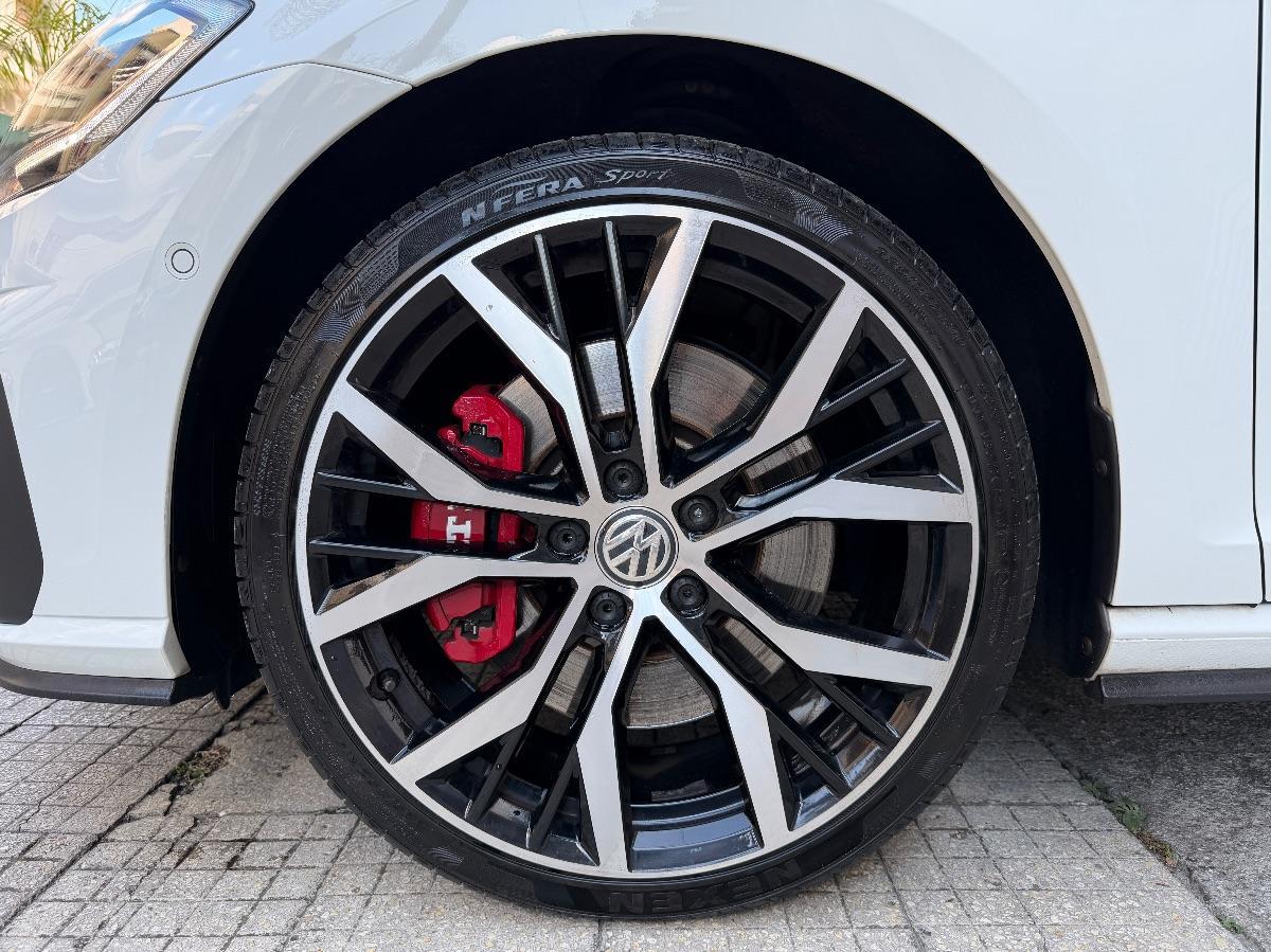 Volkswagen Golf 7.5 GTI 2.0 TSI 245 CV