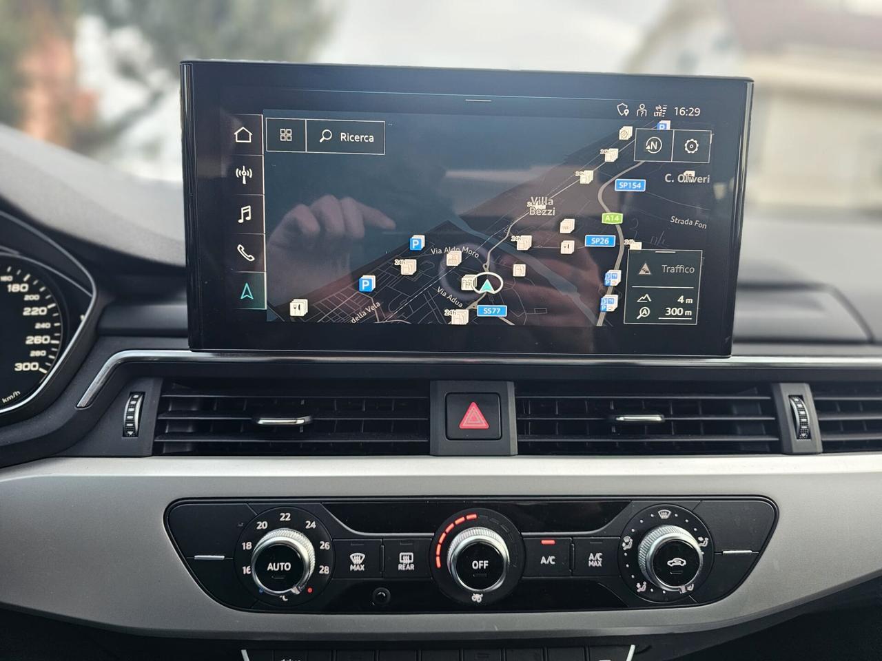 Audi A4 30 TDI/136 CV S tronic line edition