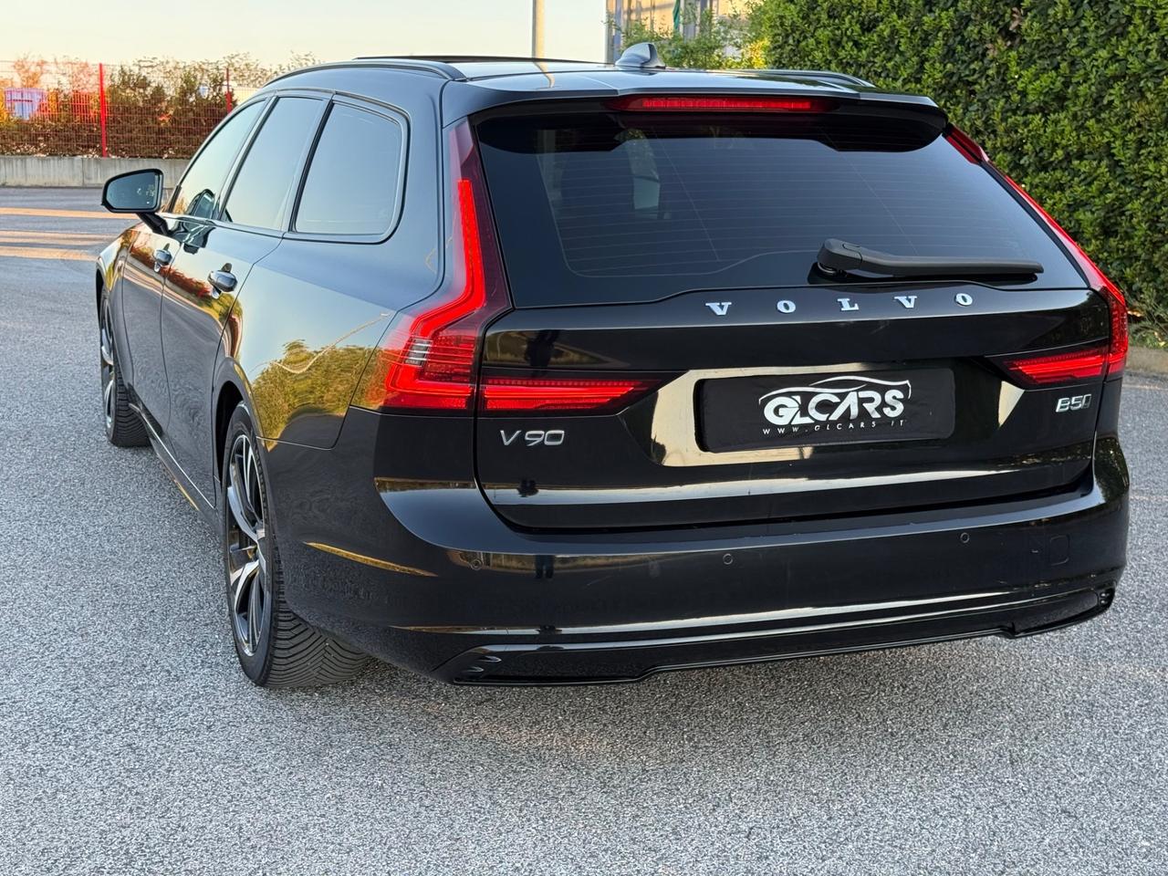 Volvo V90 B5 (d) AWD Geartronic R-Design