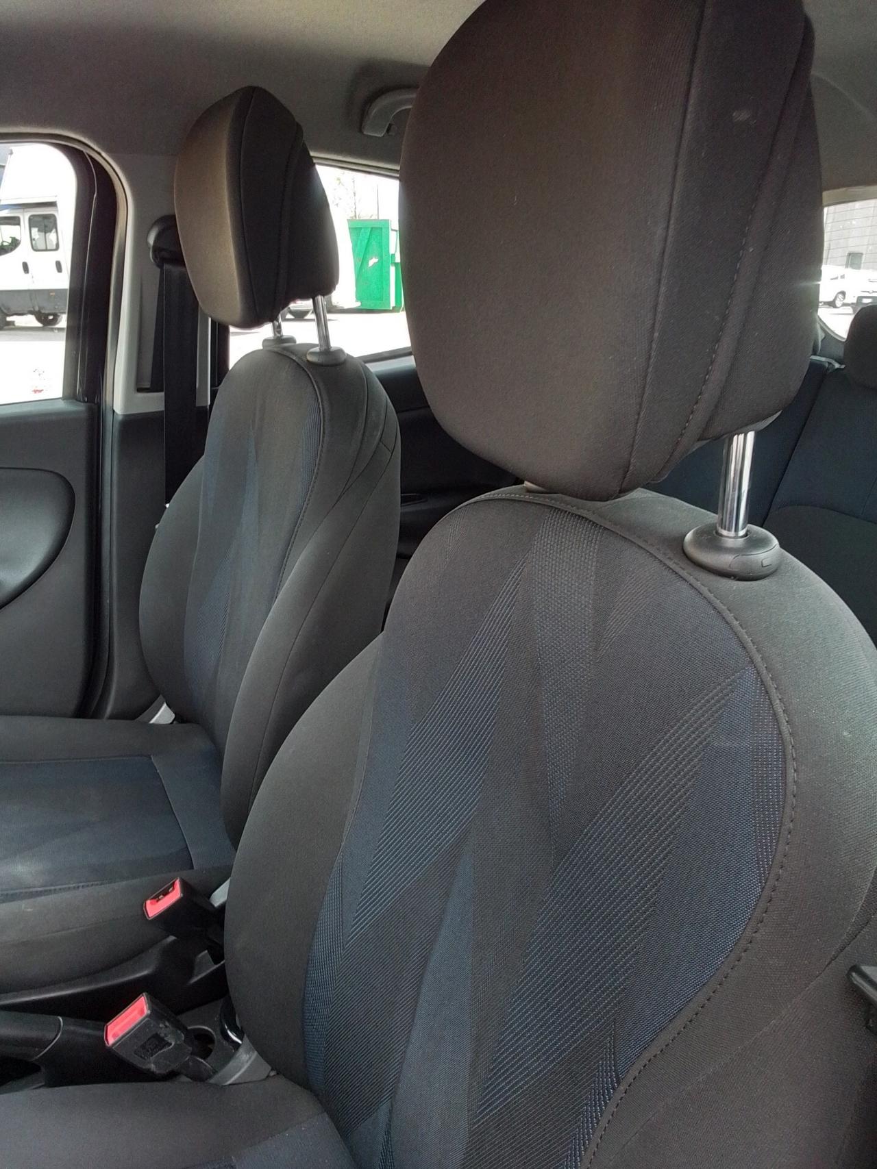 Lancia Ypsilon 1.0 FireFly 5 porte S&S Hybrid Ecochic Gold