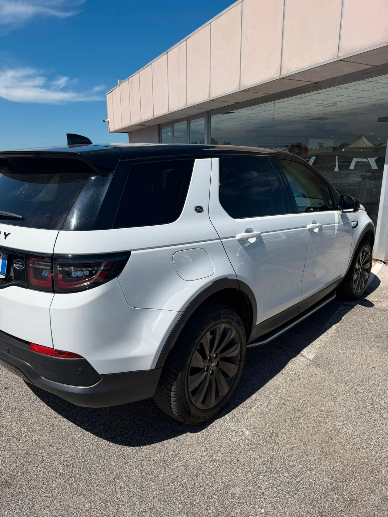 Land Rover Discovery Sport 2.0 eD4 163 CV 2WD R-Dynamic SE