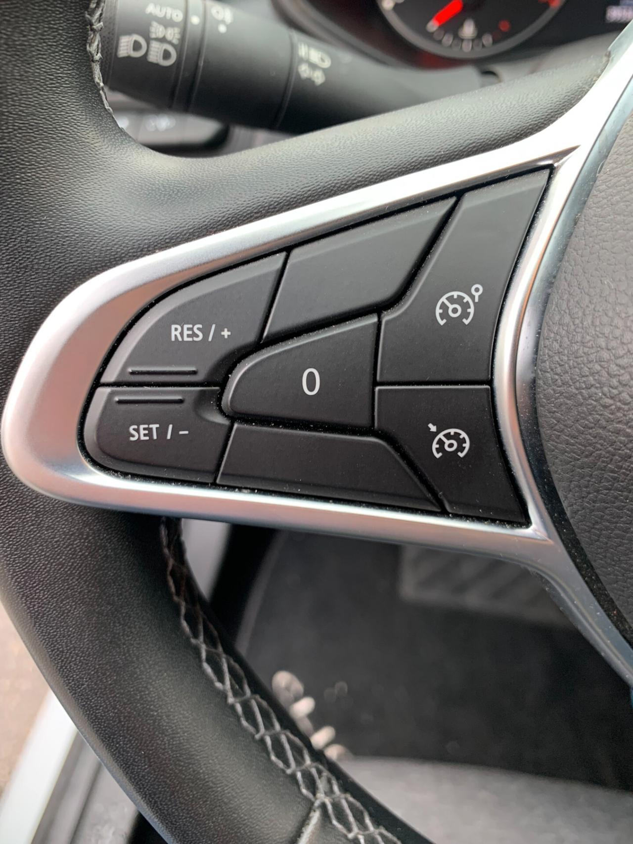 Renault Clio Idonea a Neopatentati