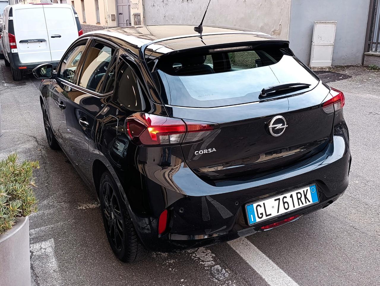 Opel Corsa 1.2 Edition Black 75cv
