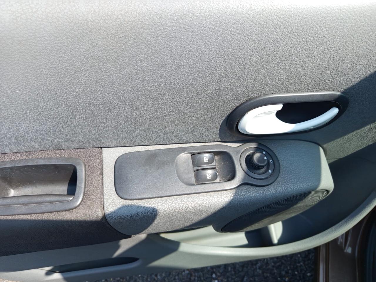 Renault Modus 1.2 16V Yahoo!