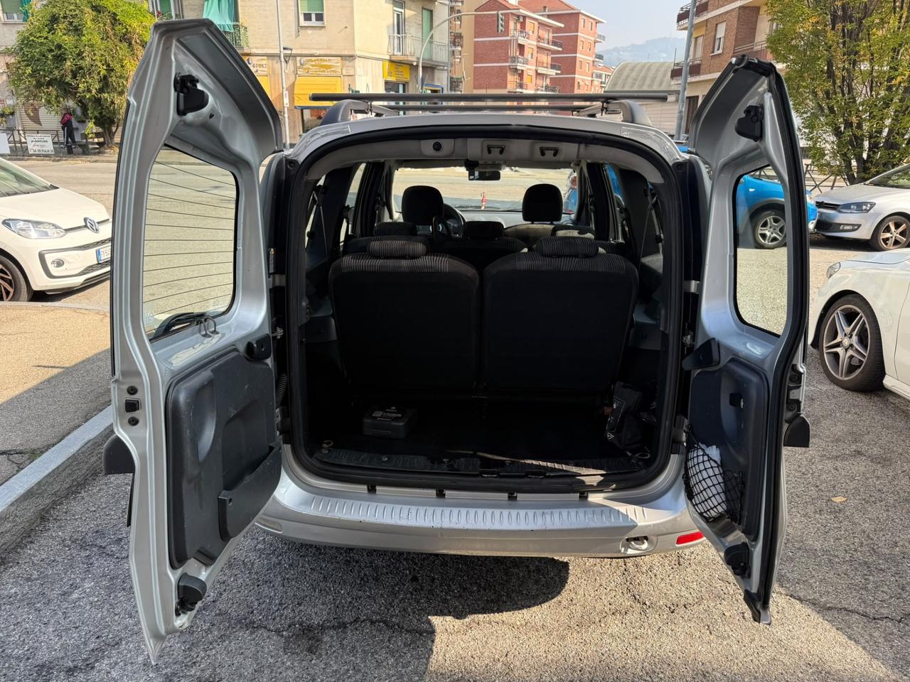 Dacia Logan MCV 1.6 85CV GPL 7 posti Lauréate