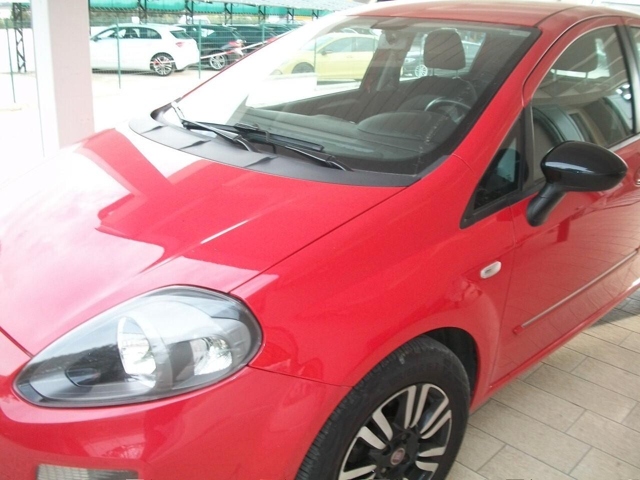 Fiat Punto 0.9 TwinAir Turbo S&S 5 porte TwinAir 2012 SI NEOPATENTATI GARANZIA UN ANNO