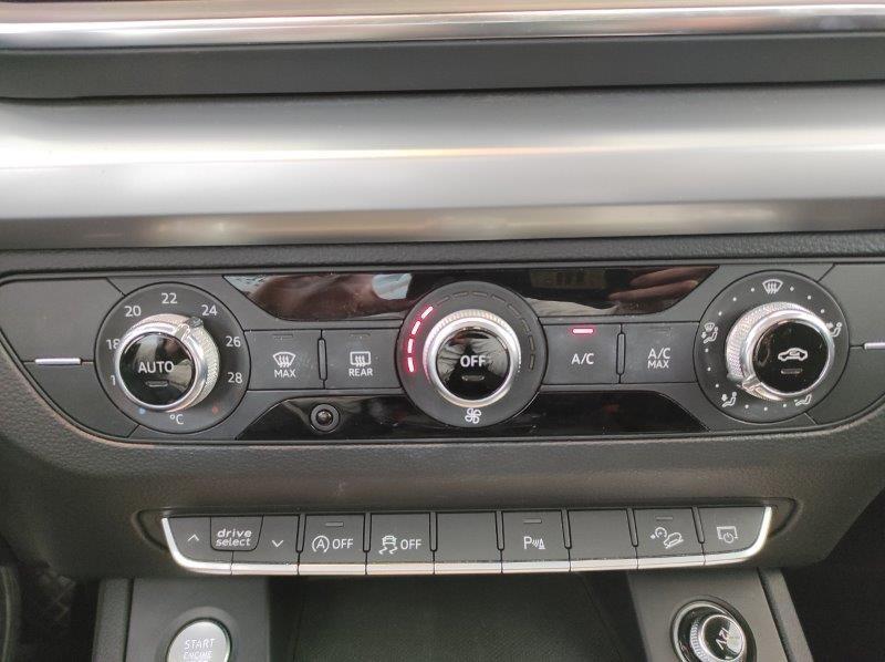 AUDI Q5 2ª serie - Q5 3.0 TDI quattro tiptronic Business