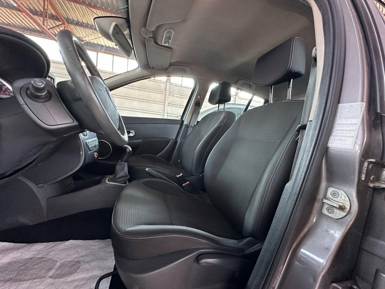 Renault Clio 1.2 16V 5 porte 20th Anniversario