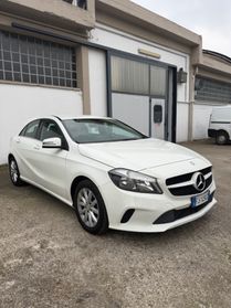 Mercedes-benz A 180 d Automatic Premium