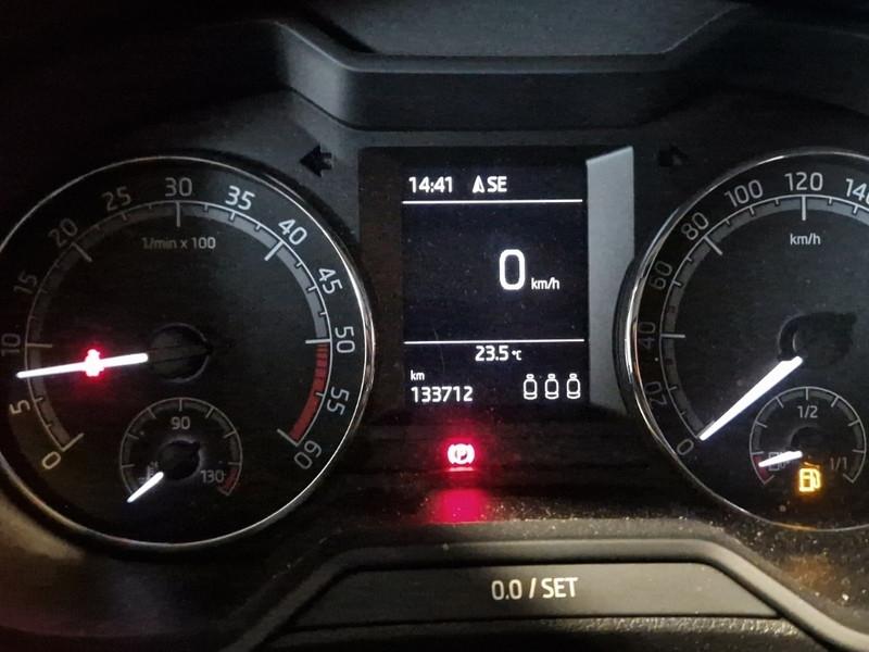 SKODA OCTAVIA WAGON 1.6 TDI EXECUTIVE