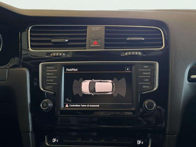 VOLKSWAGEN Golf 1.6 TDI HIGHLINE BLUEMOTION TECHNOLOGY