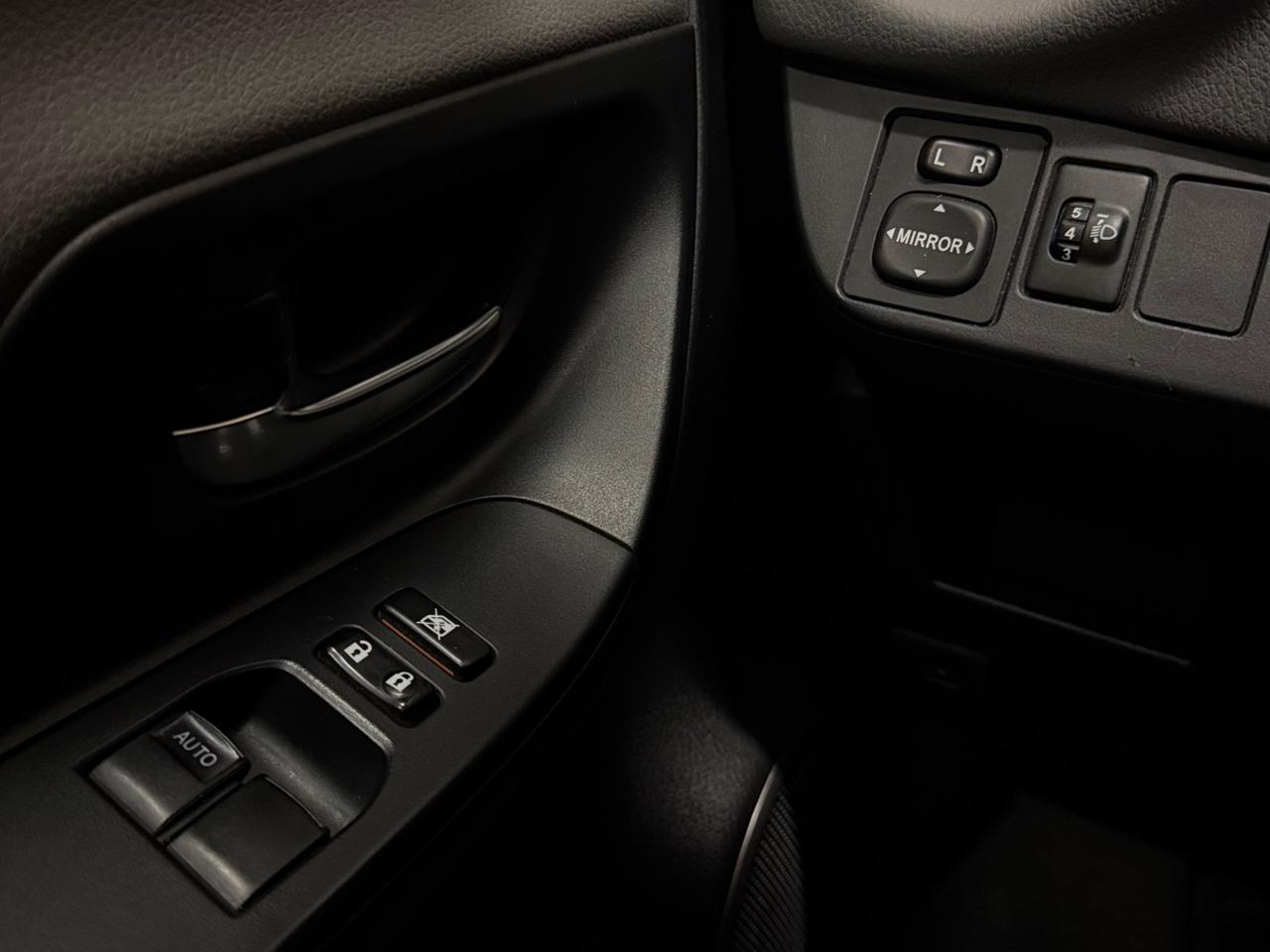 MAGNIFICA TOYOTA YARIS CON SOLI 87.218 KM UNICO PROPRIETARIO