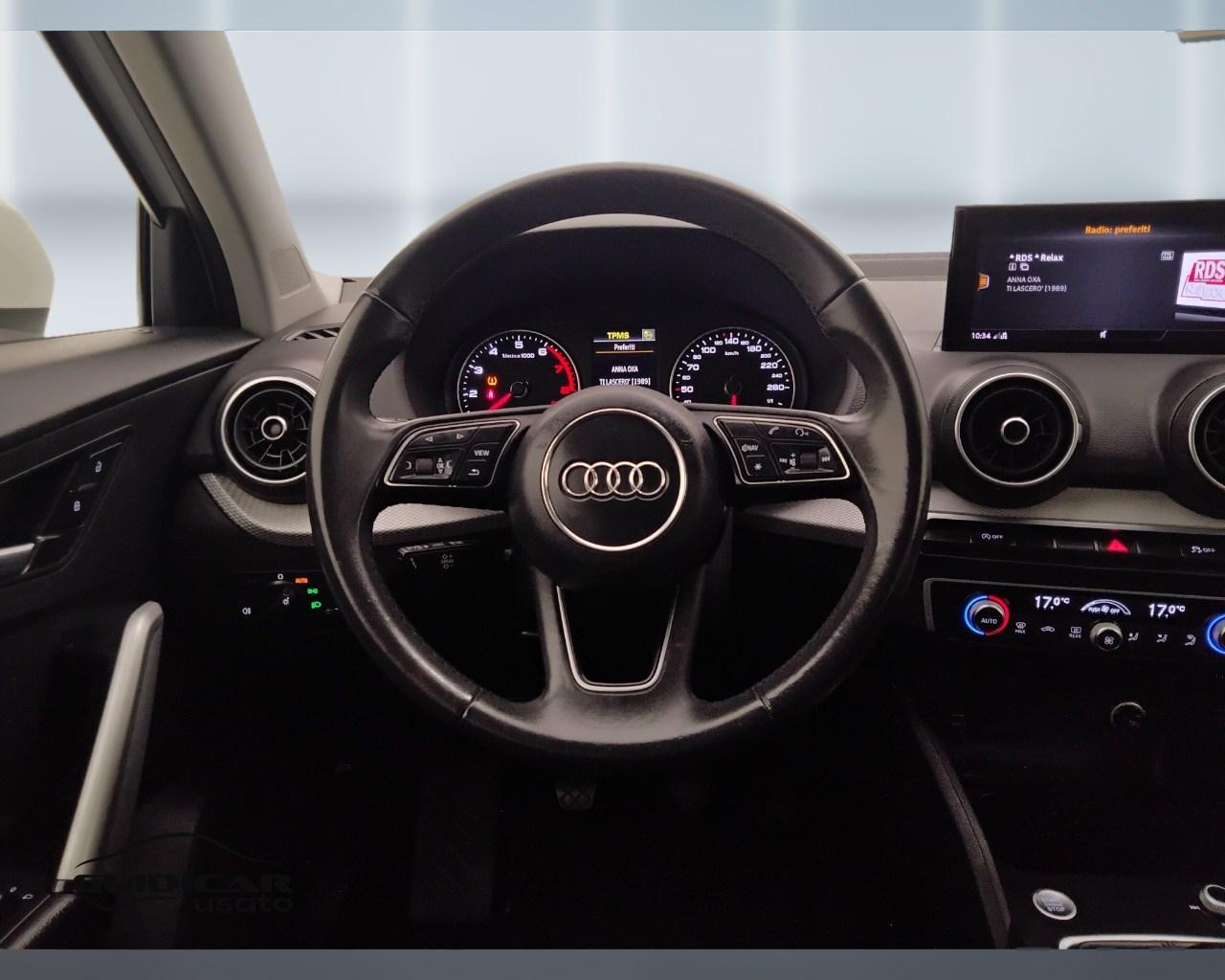 AUDI Q2 I 2021 - Q2 30 1.0 tfsi Business 110cv