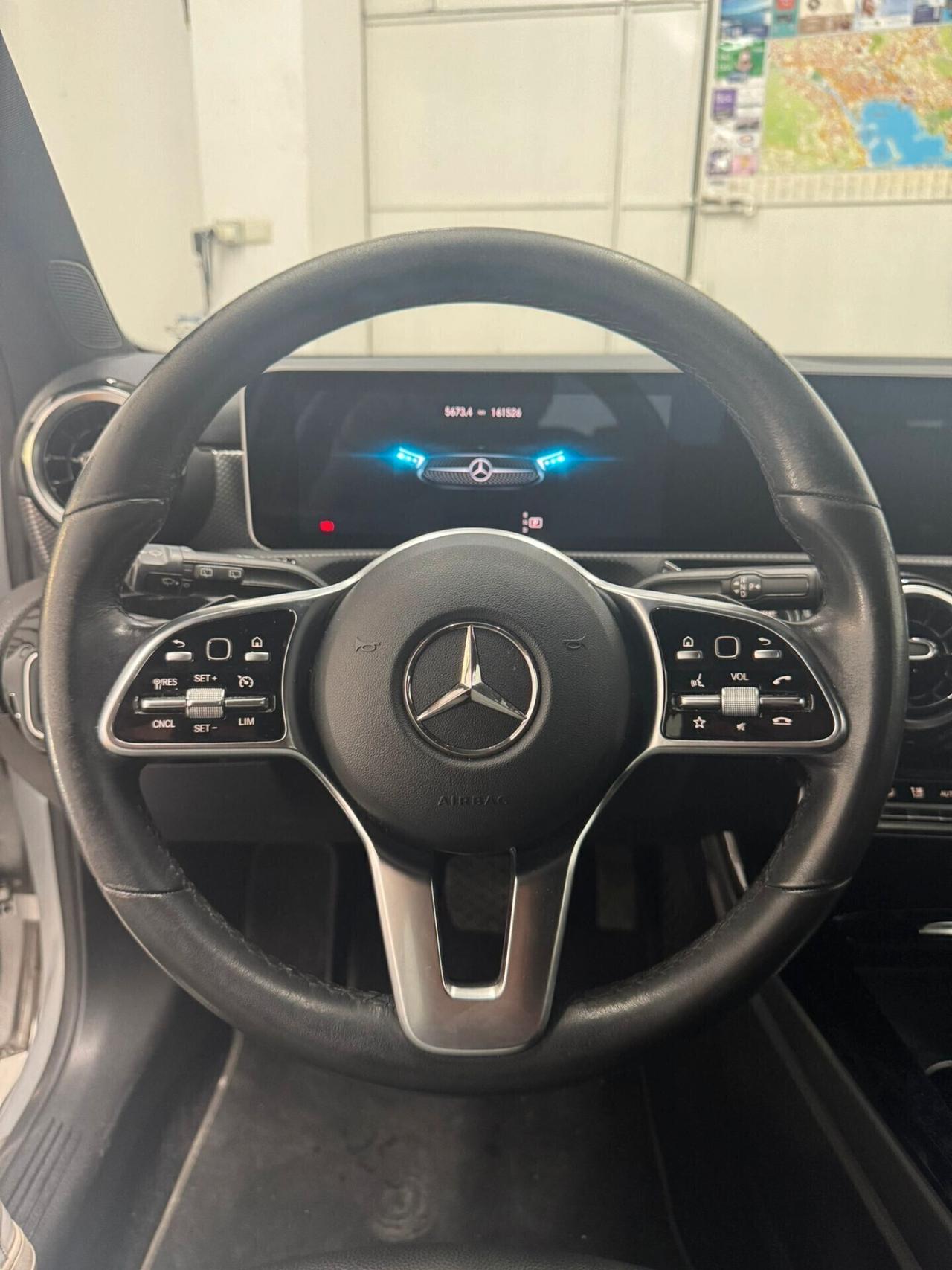 Mercedes-benz A 180 d Automatic Premium