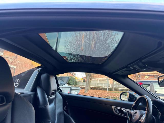 MERCEDES-BENZ SLK 200 Premium