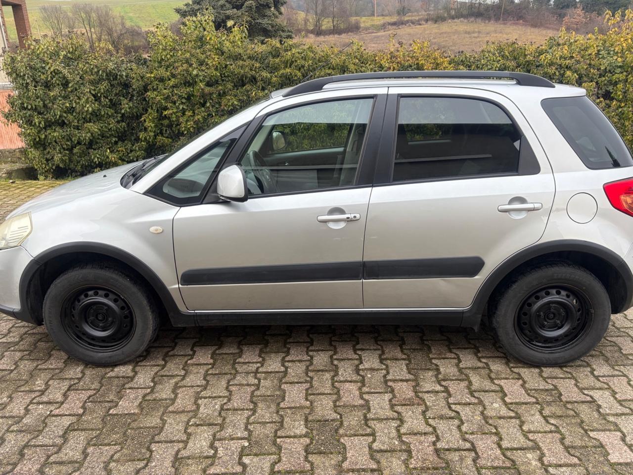 Suzuki SX4 1.6 GPL 4X4 2011